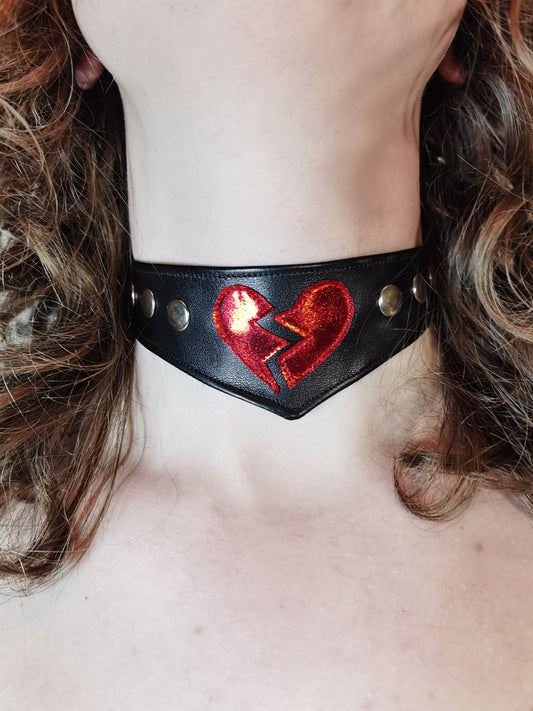 Love Hurts choker