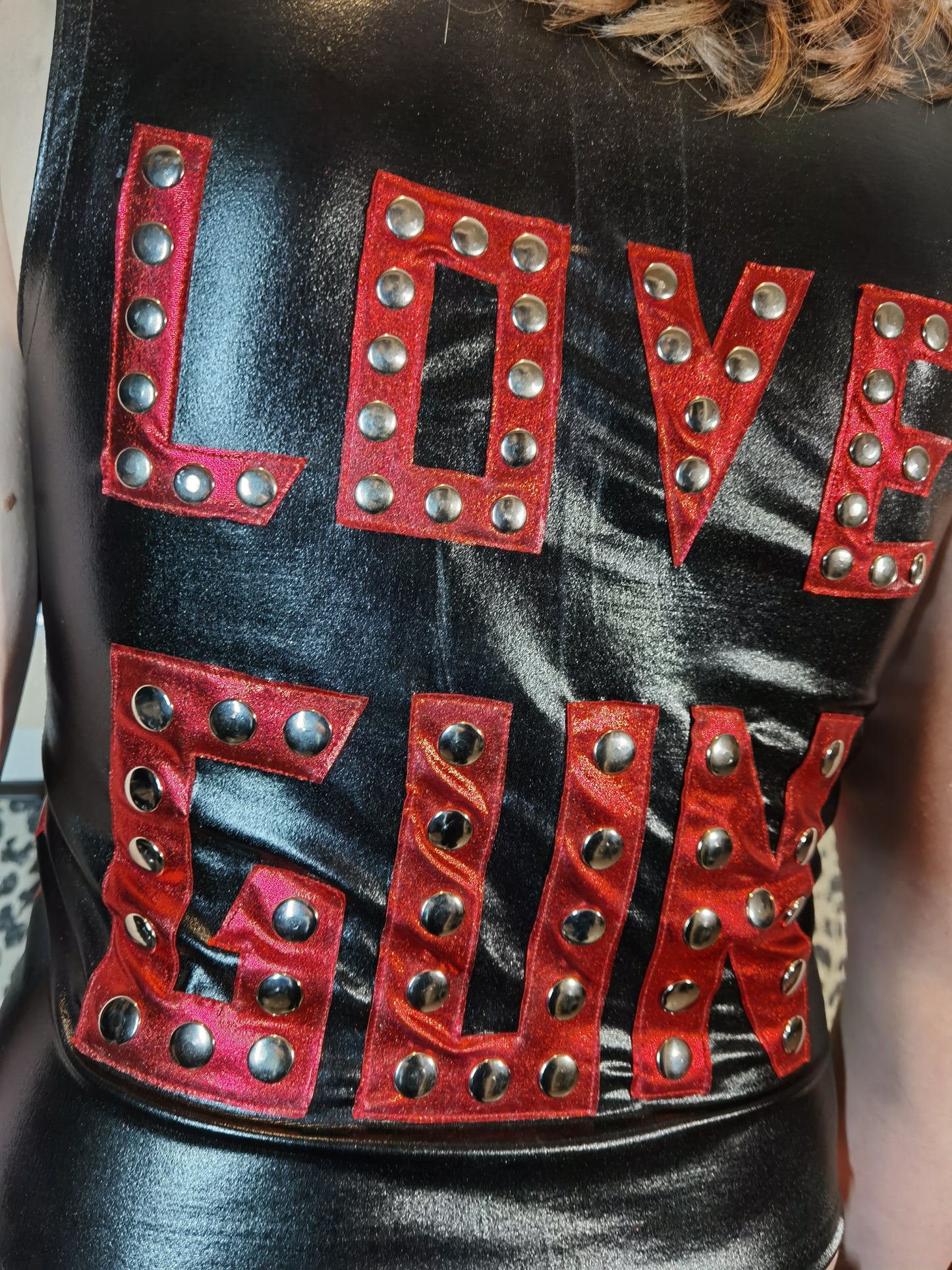 Love Gun top